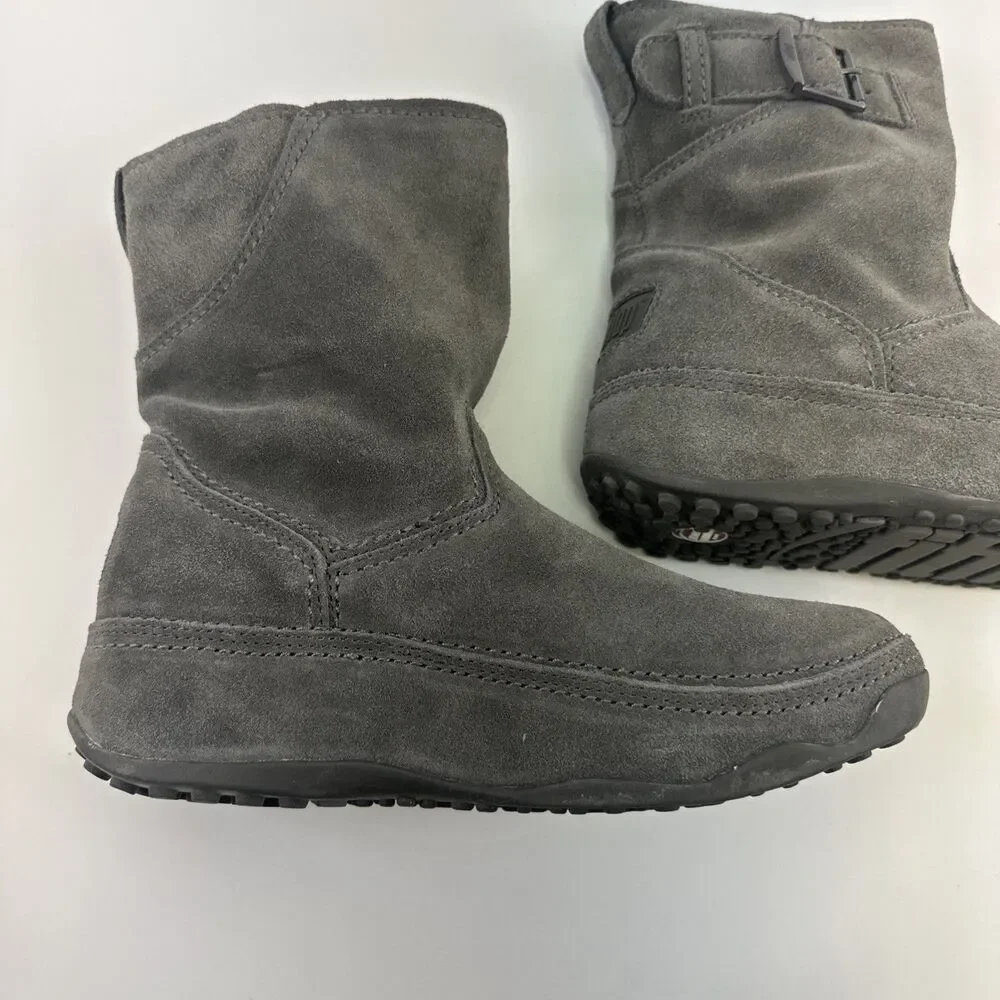 FitFlop Superboot Short Smoke Gray Suede Pull On Buckle Comfort Toning Womens 7